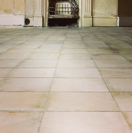 Pavimenti in ceramica e gres porcellanato: guida alla scelta per ogni ambiente